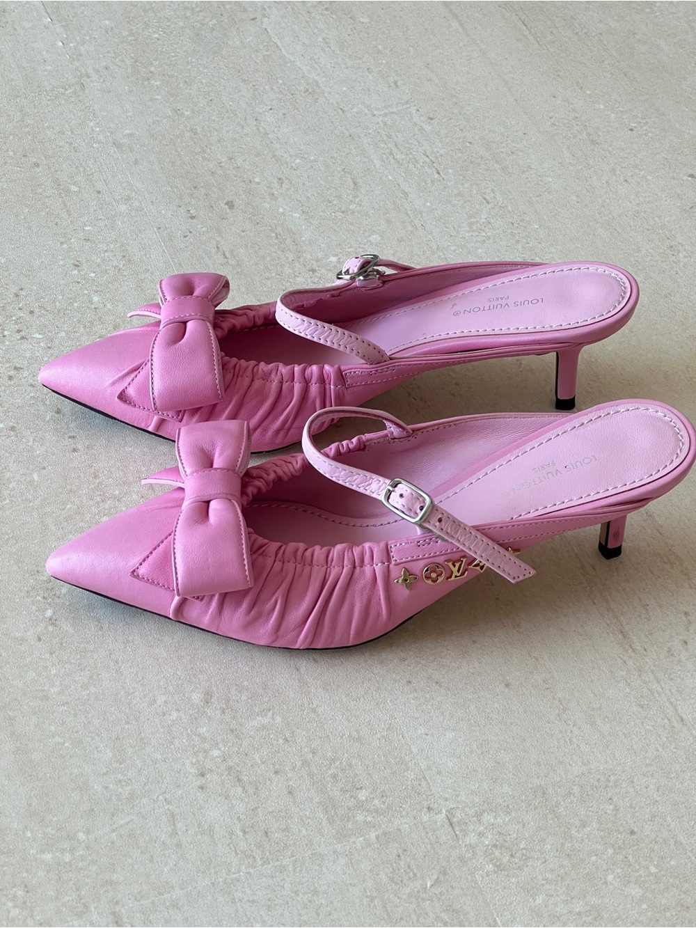 Louis Vuitton Pink Bow Pointed-Toe Slingback Mules - Picture 5 of 11